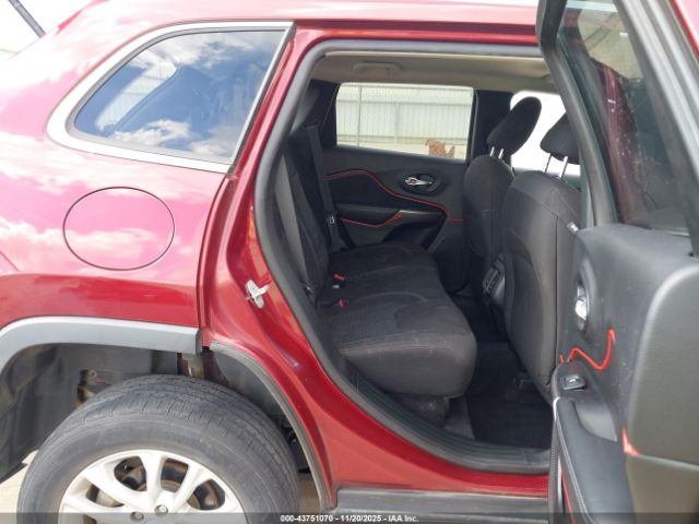 2019 JEEP CHEROKEE 1C4PJLCB5KD249027 Photo 7