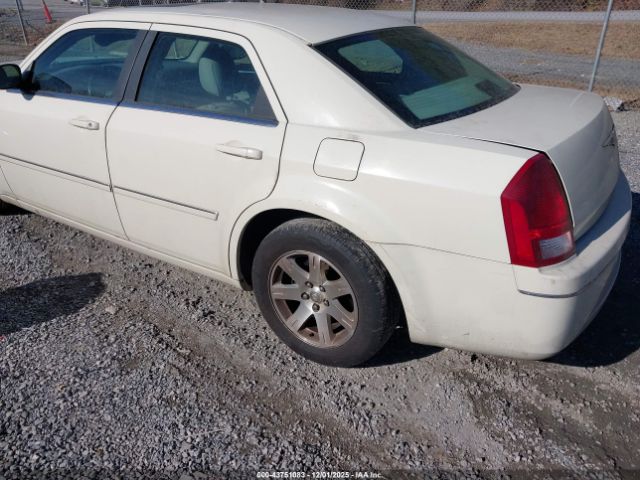 2006 CHRYSLER 300 2C3KA53GX6H342981 Photo 2