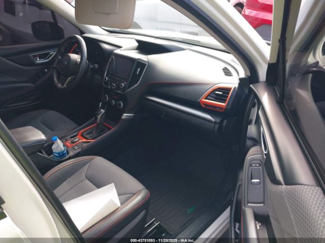 2021 SUBARU FORESTER JF2SKARC8MH529548 Photo 4