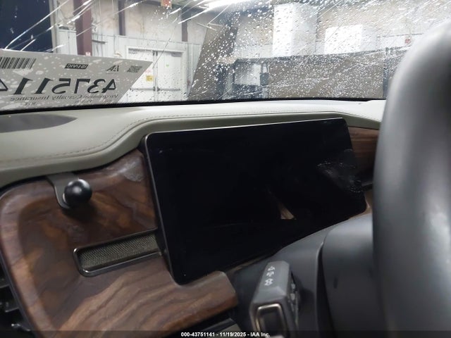 Rivian R1t Adventure 2022 7FCTGAAA8NN008650 Image 7