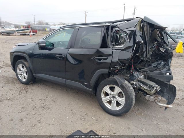 2021 TOYOTA RAV4 HYBRID 4T3R6RFV8MU017322 Photo 2