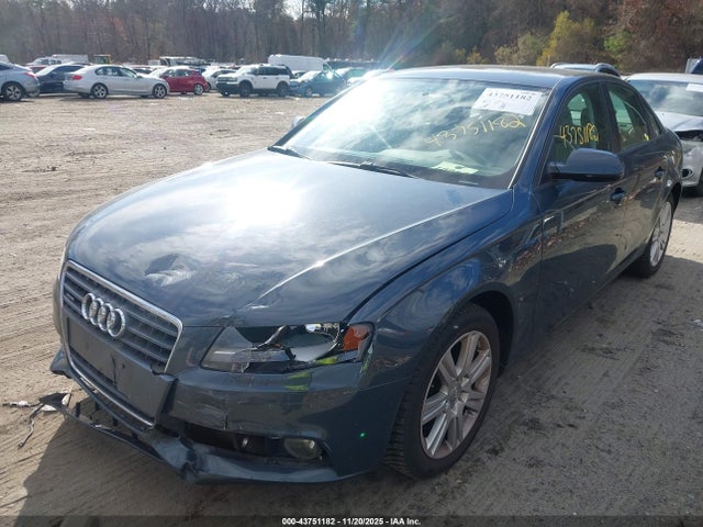 2010 AUDI A4 WAUBFAFL6AN035318 Photo 1