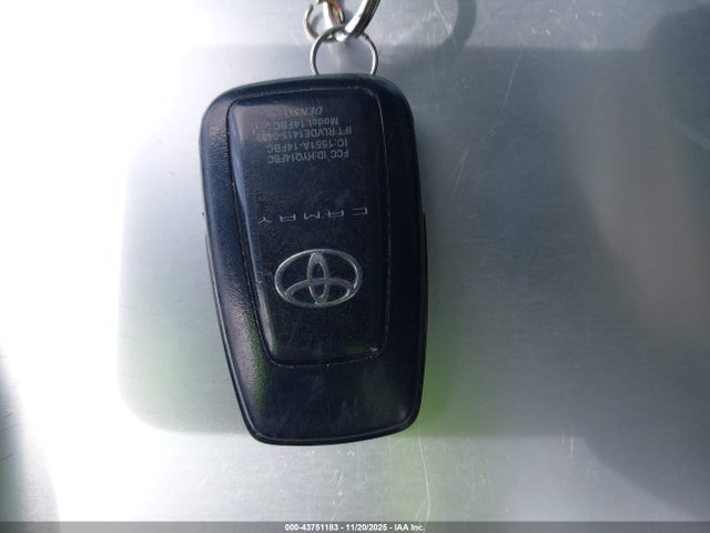 4T1T11AK5MU440497 Toyota CAMRY SE
