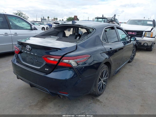 4T1T11AK5MU440497 Toyota CAMRY SE