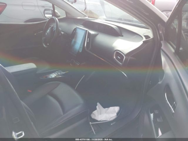 2022 TOYOTA PRIUS PRIME JTDKAMFP2N3201129 Photo 4