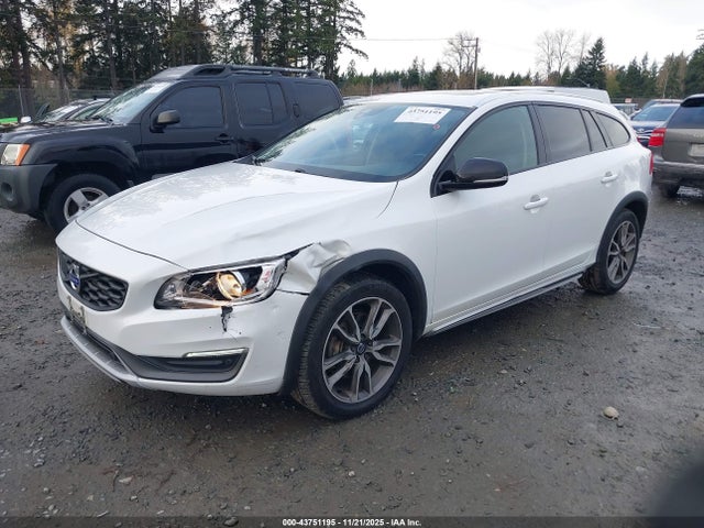 2016 VOLVO V60 CROSS COUNTRY YV4612HK2G1015884 Photo 1