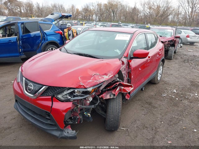 JN1BJ1CP3JW156751 Nissan Rogue Sport S