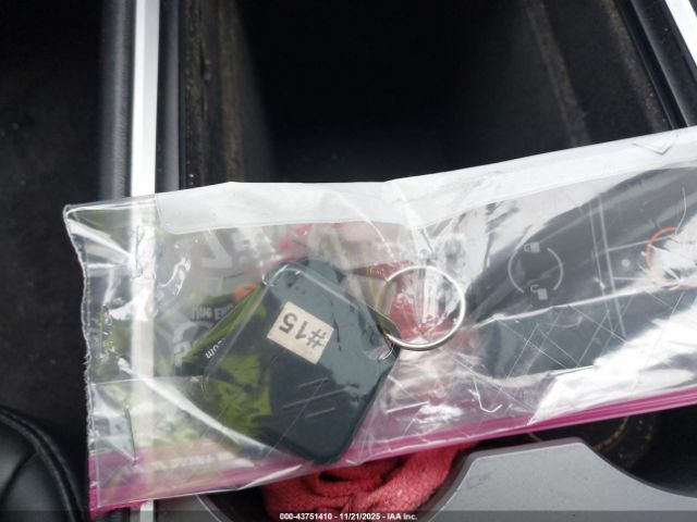 2023 TESLA MODEL Y 7SAYGDEF6PF784878 Photo 10