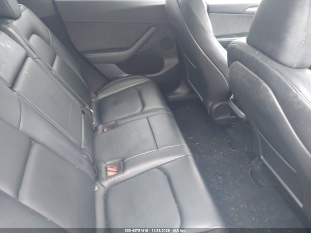 2023 TESLA MODEL Y 7SAYGDEF6PF784878 Photo 7
