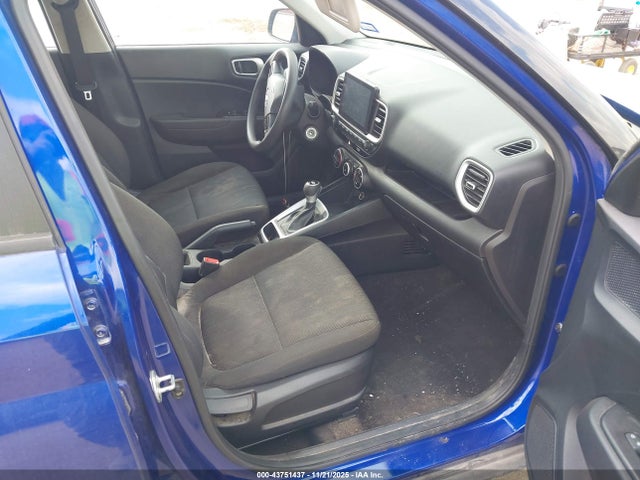 2021 HYUNDAI VENUE KMHRB8A39MU066677 Photo 4