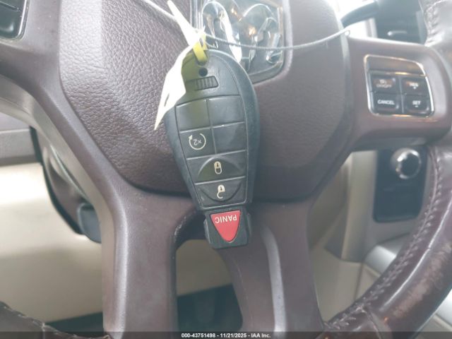 2017 RAM 2500 3C6UR5DLXHG685261 Photo 10