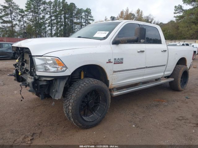 2017 RAM 2500 3C6UR5DLXHG685261 Photo 1