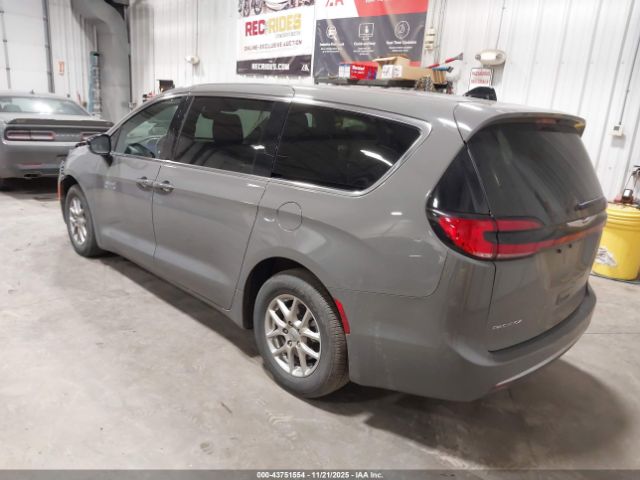 2025 CHRYSLER PACIFICA 2C4RC1BG9SR554791 Photo 2