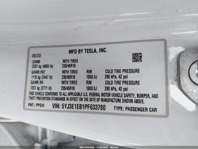 2023 TESLA MODEL 3 5YJ3E1EB1PF633780 Photo 8