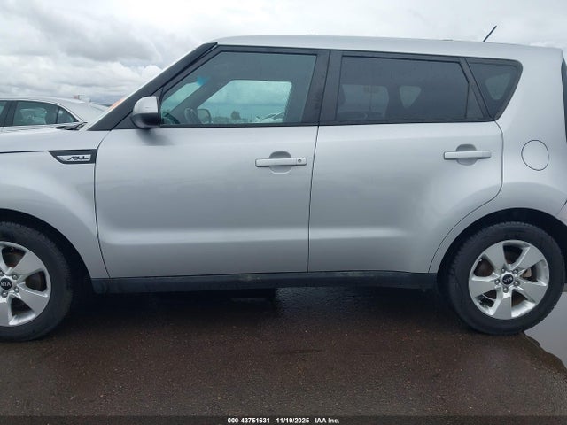 KIA Soul 2017 KNDJN2A28H7458230 Image 28