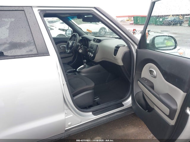 KIA Soul 2017 KNDJN2A28H7458230 Image 19