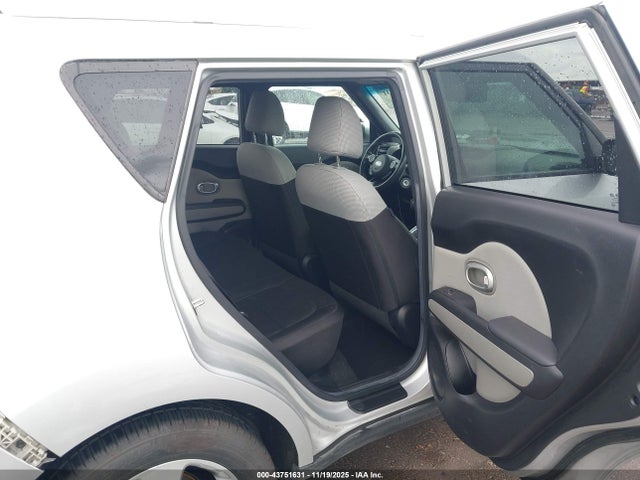 KIA Soul 2017 KNDJN2A28H7458230 Image 22