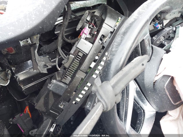 2017 AUDI Q7 WA1LAAF74HD016253 Photo 6