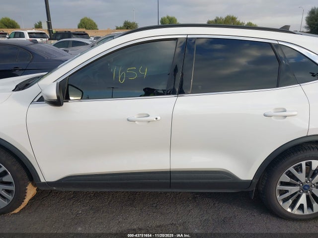 Ford Escape Titanium Hybrid 2020 1FMCU0DZ4LUC04268 Image 14
