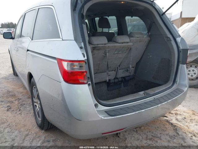 2011 HONDA ODYSSEY 5FNRL5H66BB002263 Photo 2
