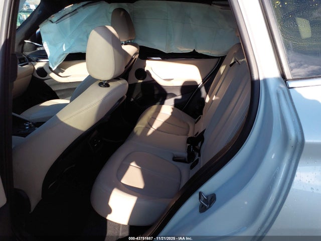 WBXJG9C01N5V05512 BMW X1 Xdrive28i