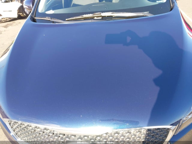 5XYPGDA56GG147598 KIA Sorento 3.3l Lx