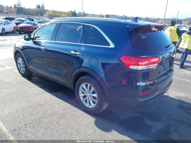 5XYPGDA56GG147598 KIA Sorento 3.3l Lx