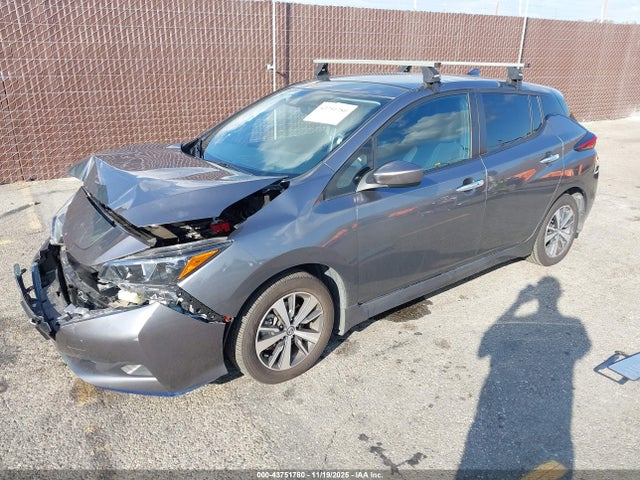 Nissan Leaf 2022 1N4BZ1BV4NC559981 Image 2