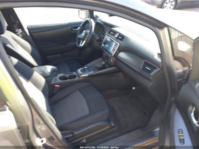 Nissan Leaf 2022 1N4BZ1BV4NC559981 Image 5