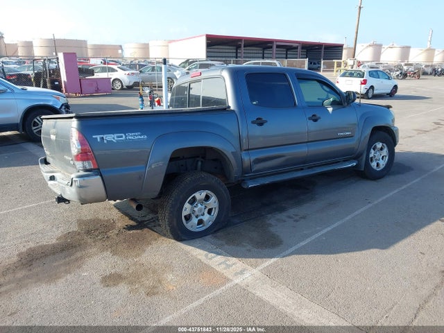 2013 TOYOTA TACOMA 3TMJU4GN1DM156052 Photo 3