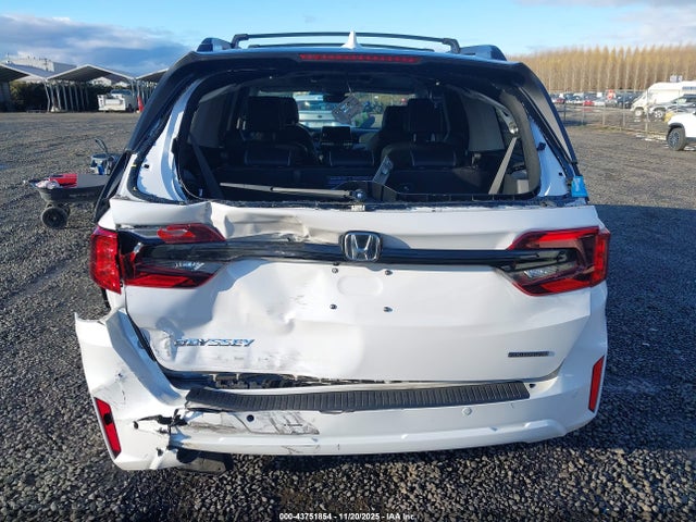 Honda Odyssey Touring 2025 5FNRL6H81SB031581 Image 17