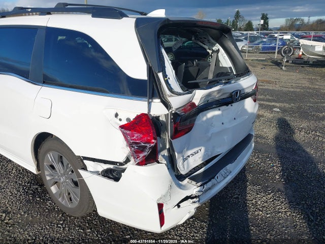Honda Odyssey Touring 2025 5FNRL6H81SB031581 Image 18