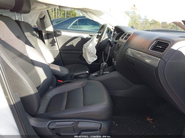 3VWD07AJ9FM357231 Volkswagen Jetta 1.8t Se