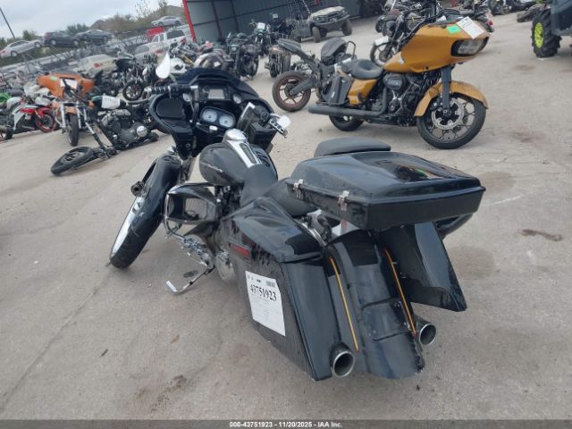 2017 HARLEY-DAVIDSON FLTRXS 1HD1KTC14HB688717 Photo 2