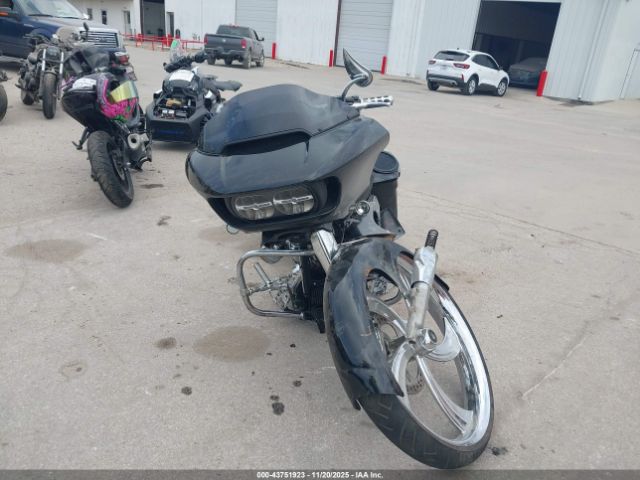 2017 HARLEY-DAVIDSON FLTRXS 1HD1KTC14HB688717 Photo 4