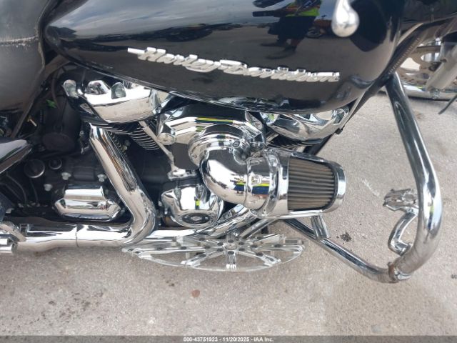 2017 HARLEY-DAVIDSON FLTRXS 1HD1KTC14HB688717 Photo 7