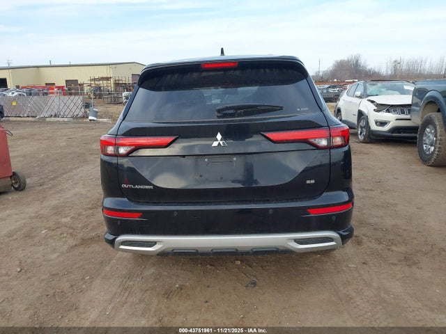 Продажа на аукционе авто 2022 Mitsubishi Outlander, vin: JA4J4UA89NZ031703, номер лота: 43751961