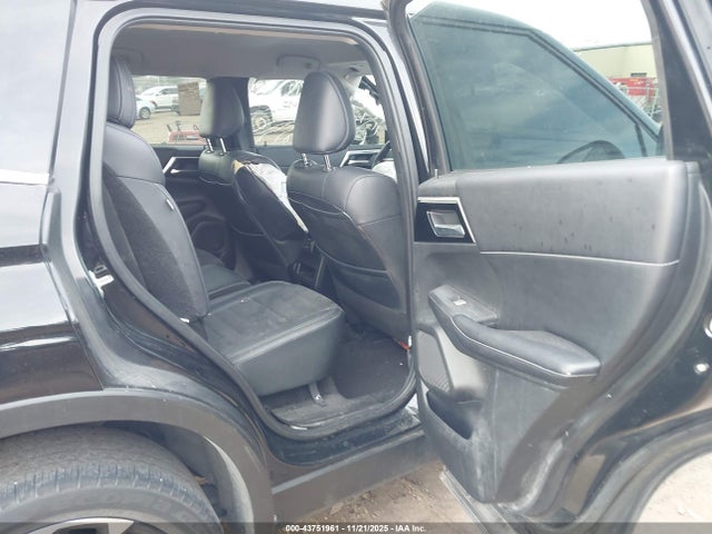 Продажа на аукционе авто 2022 Mitsubishi Outlander, vin: JA4J4UA89NZ031703, номер лота: 43751961