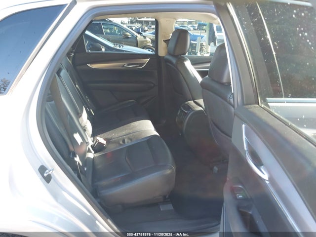 1GYKNFRS2JZ171034 Cadillac Xt5 Premium Luxury