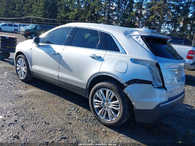 2018 CADILLAC XT5 1GYKNFRS2JZ171034 Photo 2