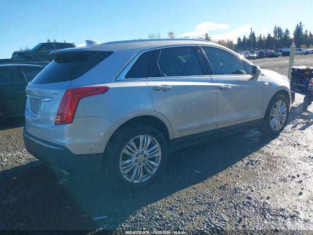 2018 CADILLAC XT5 1GYKNFRS2JZ171034 Photo 3