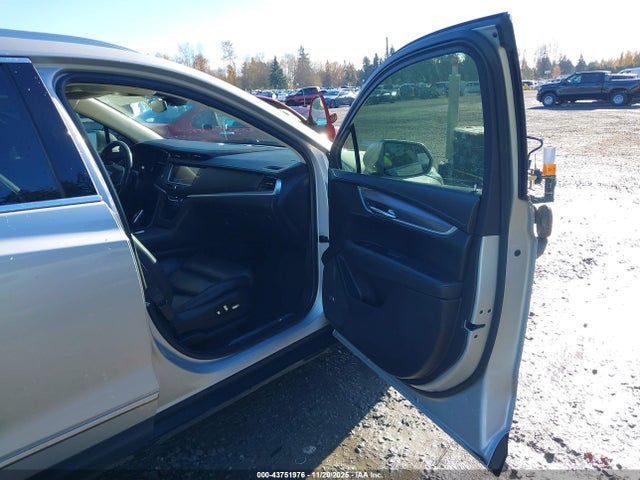 2018 CADILLAC XT5 1GYKNFRS2JZ171034 Photo 4