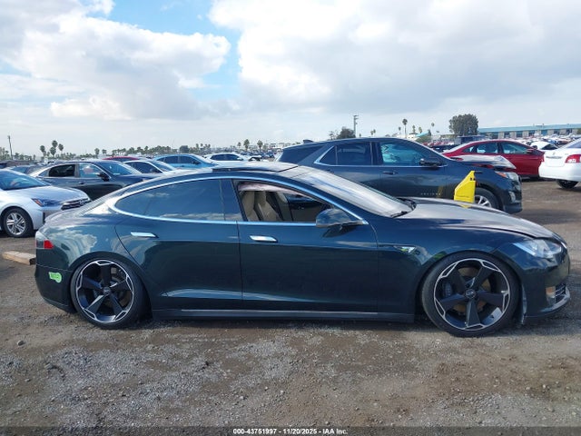 Aukcja sprzedaży 2012 Tesla Model S Performance/signature Performance, vin: 5YJSA1DP2CFP01471, numer aukcji: 43751997