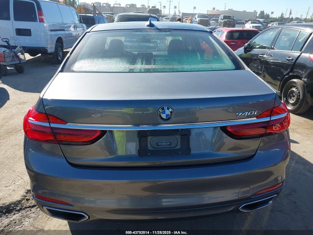 Продажа на аукционе авто 2018 Bmw 740i, vin: WBA7E2C54JG742961, номер лота: 43752014