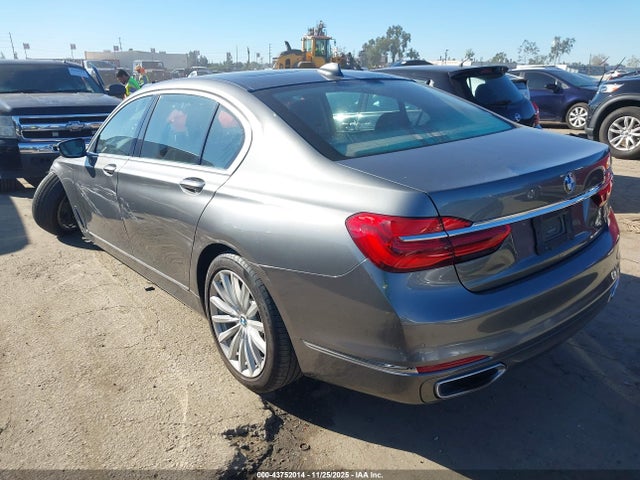 Продажа на аукционе авто 2018 Bmw 740i, vin: WBA7E2C54JG742961, номер лота: 43752014