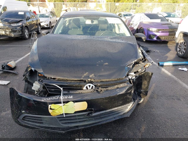 3VW2K7AJ0EM405442 Volkswagen Jetta 2.0l S