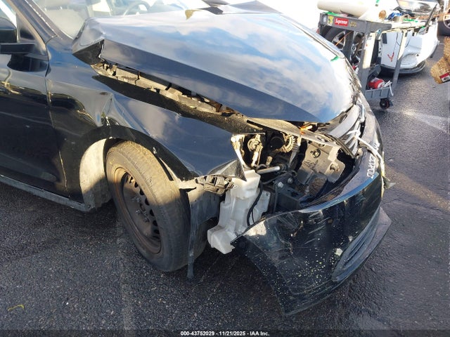 3VW2K7AJ0EM405442 Volkswagen Jetta 2.0l S