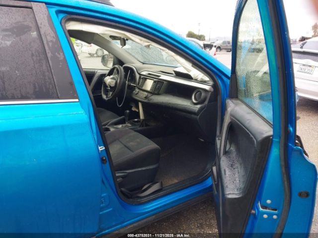 2017 TOYOTA RAV4 HYBRID JTMRJREV9HD101488 Photo 4