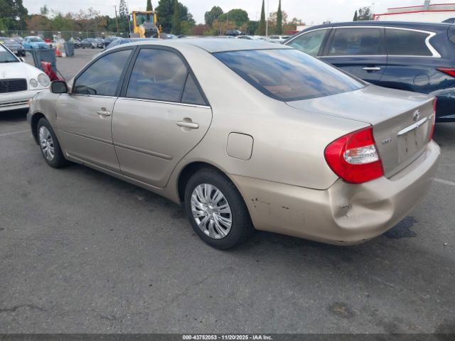 2004 TOYOTA CAMRY 4T1BE32K94U854215 Photo 2