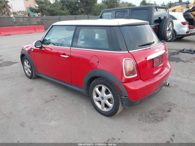 2009 MINI COOPER WMWMF33579TW79816 Photo 2